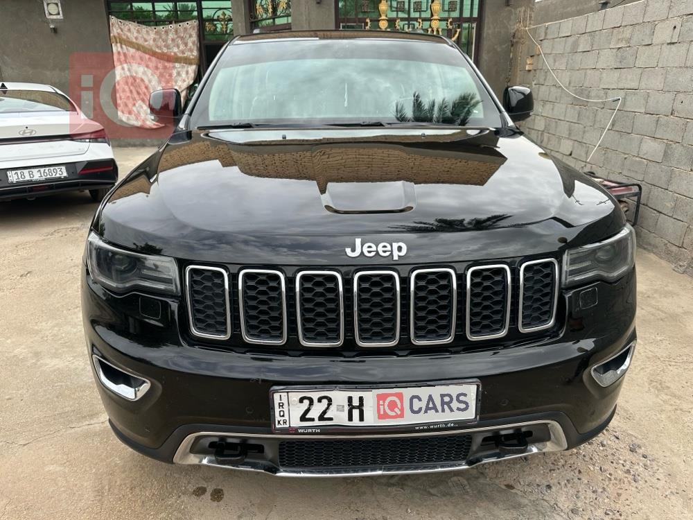 جیپ گراند شیرۆکی